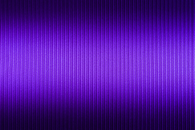 lilas-decorativo-do-fundo-cor-violeta-inclinacao-superior-e-mais-baixa-listrada-da-textura_76263-718