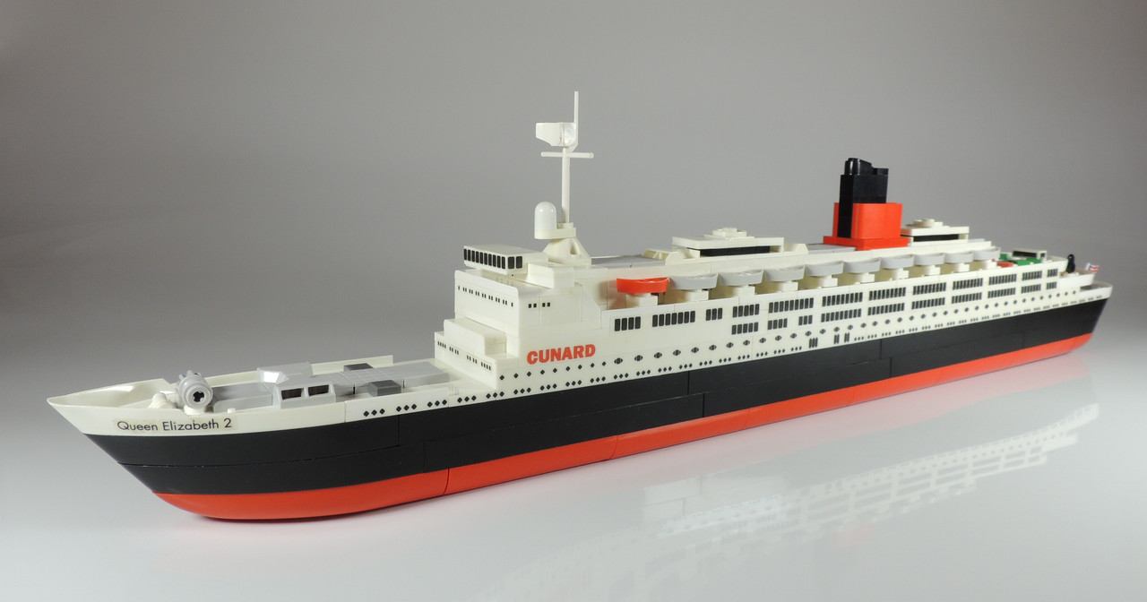 Queen Elizabeth II 001