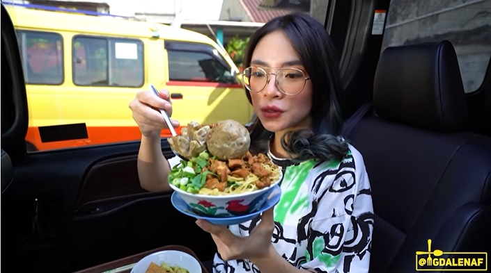 Mie Ayam Gajah Mungkur.