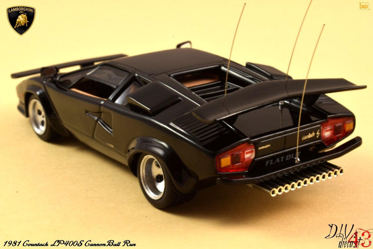 Lamborghini_Countach_CannonBall_Run_IXO (3)