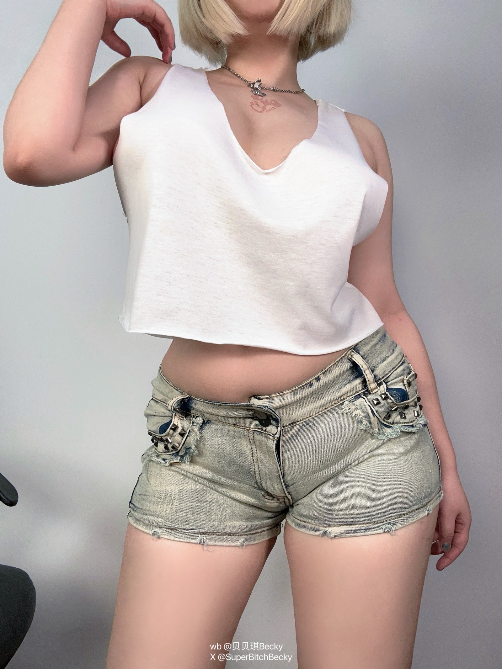 贝贝琪 Becky 热裤主题 Cosplay 写真合集｜街拍风高清摄影（37P｜226MB）插图5