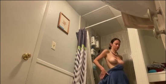 [Image: Voyeur40925125648.jpg]