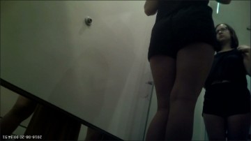 [Image: Voyeur46265124327.jpg]