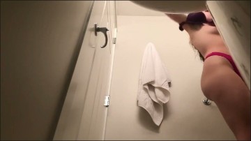 [Image: Voyeur53595103424.jpg]