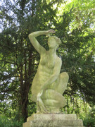  Kekes p'tites photos du parc du château de Champs 011-Aphrodite-accroupie