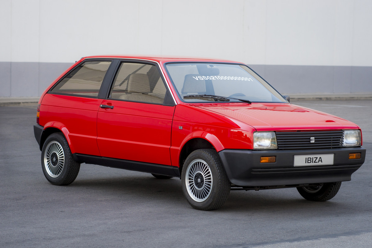 1980-1990-SEAT-Ibiza_HQ