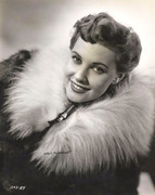 Lola-Albright-b02