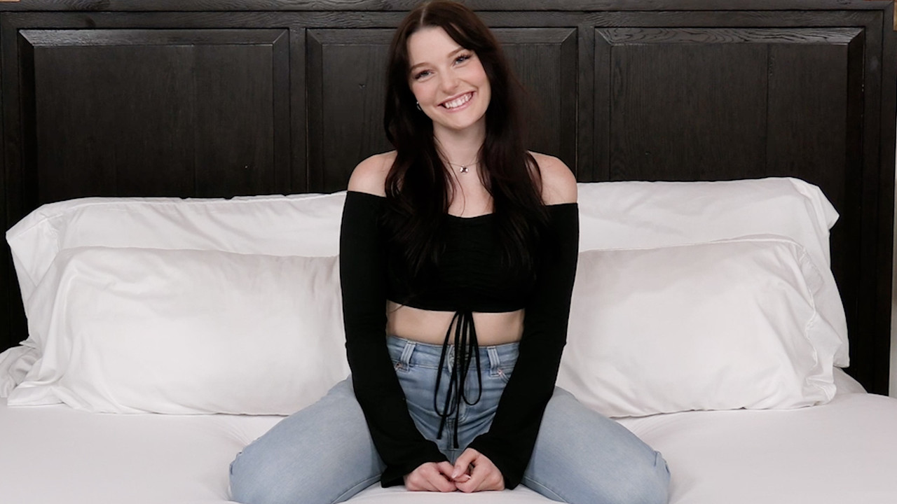 ExploitedCollegeGirls 25 04 10 Kloe Love Give Me My First Orgasm