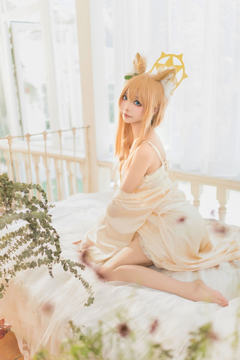 艾西Aiwest 碧蓝档案伊落玛丽睡衣Cosplay写真图集 高清图集 34P (102.2M)插图2