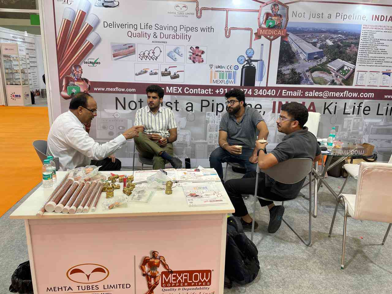 Mexflow Team with attendees at India Health Event 2024