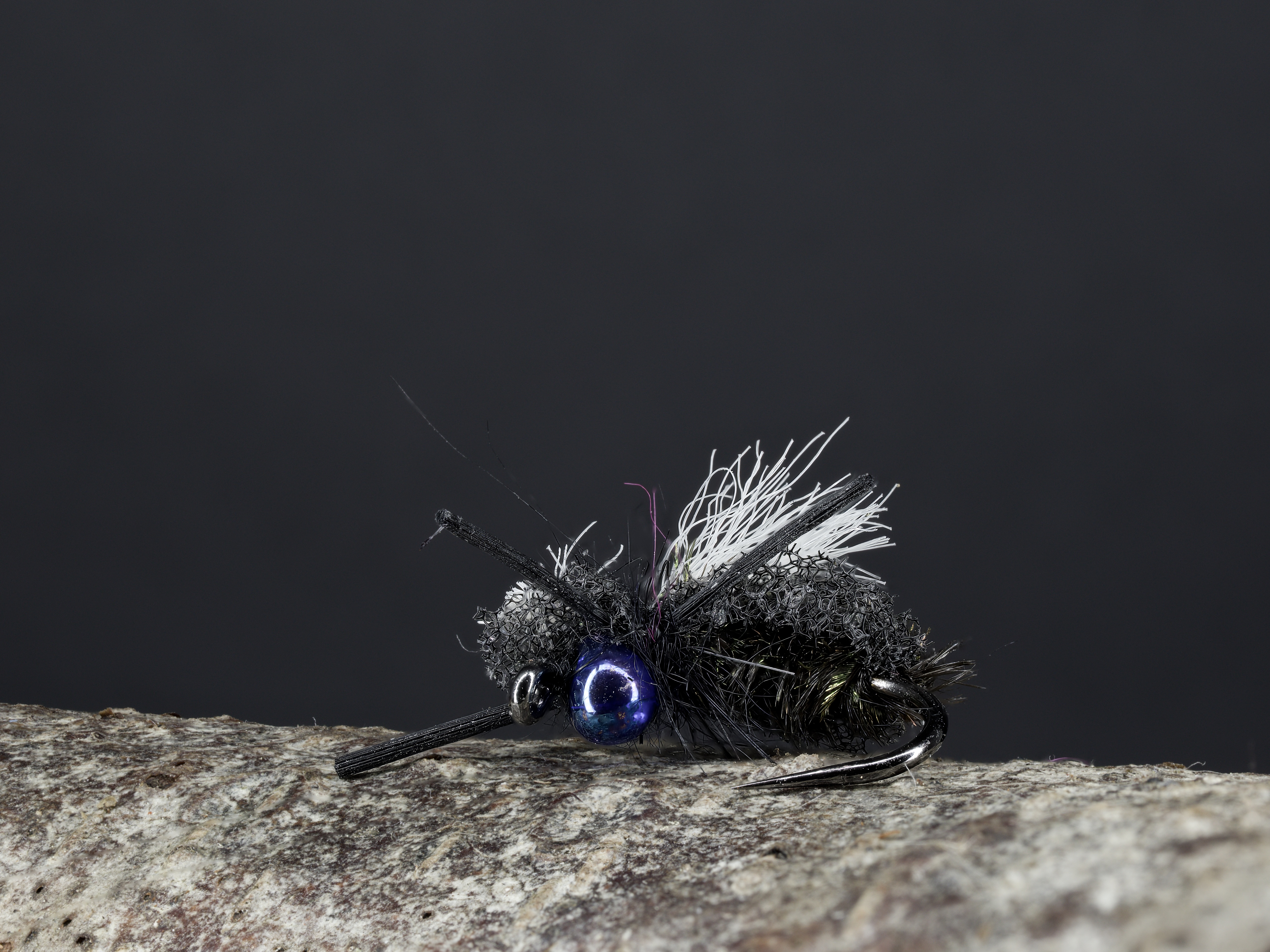ZV2025-05-20-20-49-40-B-R8-S4-Fly-Tying.jpg