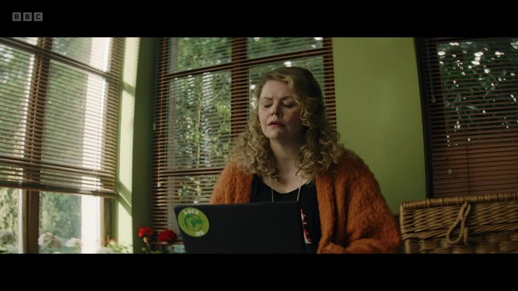 [Image: py847v9ivycb.jpg]