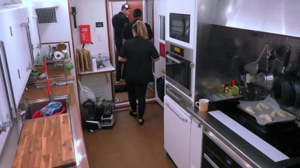 [Image: ddp17uag8xw9.jpg]