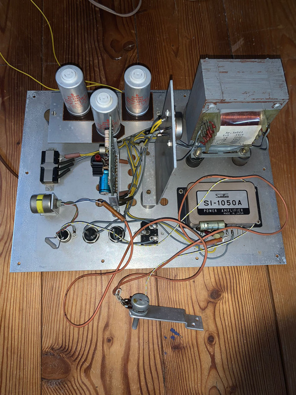 872F2484-42CE-4D37-8512-720D9E0DCDA4