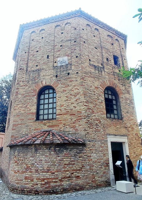 Milán-Bolonia-Rávena-Milán en Junio 2023 - Blogs de Italia - Rávena: Dios mío, está lleno de teselas! (26)