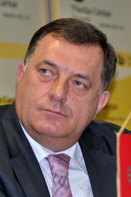 Milorad_Dodik_(cropped)