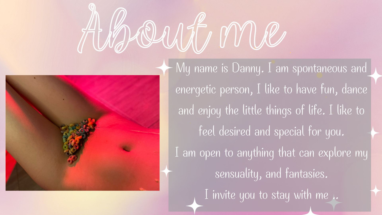 Presentación de portafolio artístico minimalista elegante blanco negro (2)