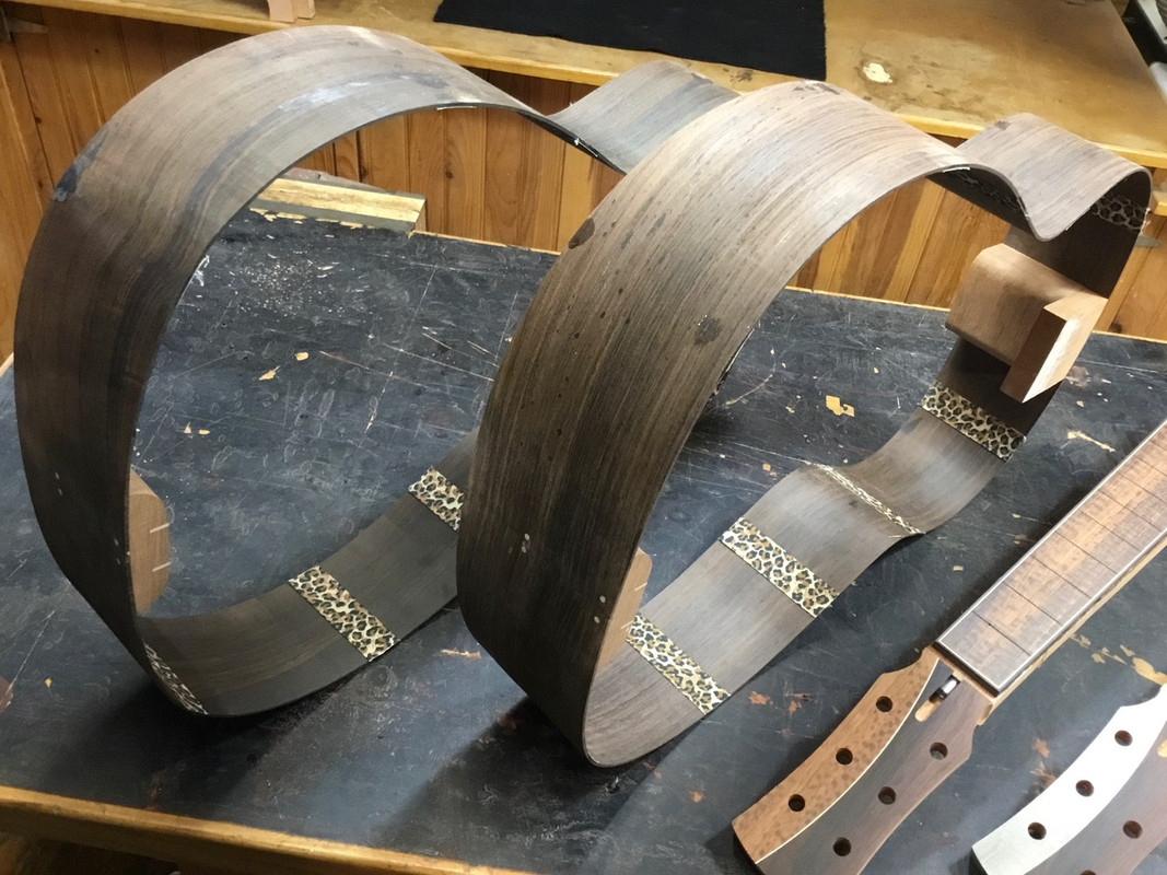 2212B532-6F2F-4CBE-9136-483D7E22CE3B_1_201_a