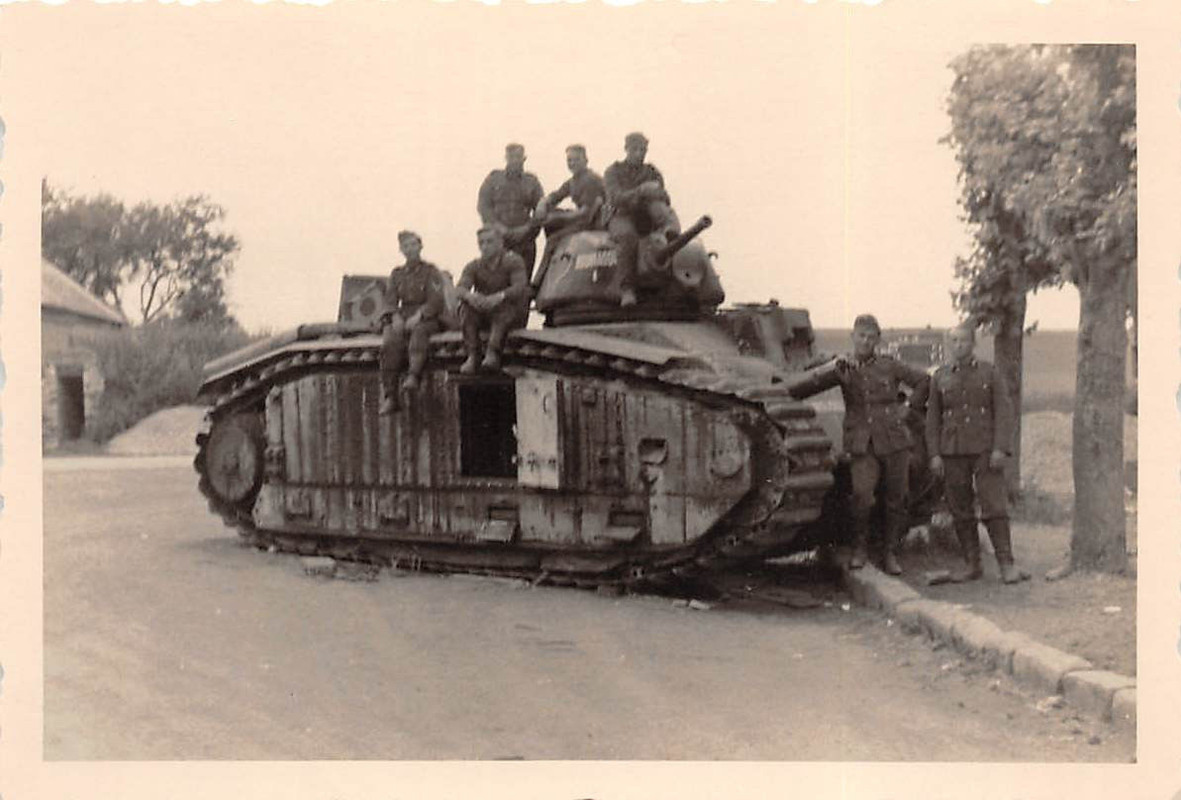 Französischer Panzer Char B1 Chyvelde