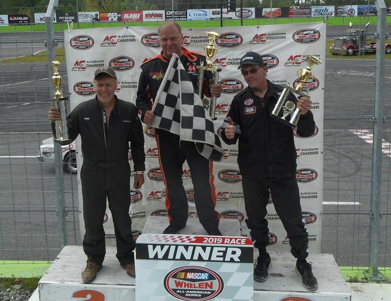 Une recrue s'impose en NASCAR Vintage 1-Podium