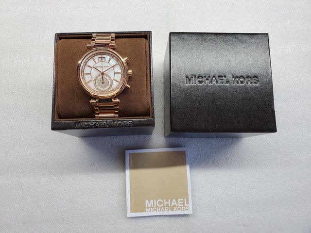 mk6282 watch