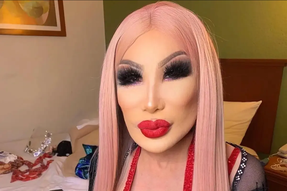 Lyn May desafía las restricciones de Instagram con esta fotografía sin censura