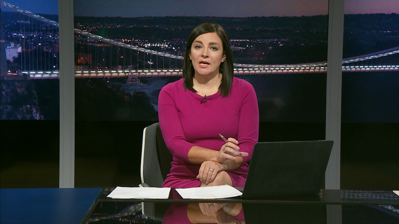 04.20 - 22.30.00 - ITV News West Country..ts_snapshot_09.19.598