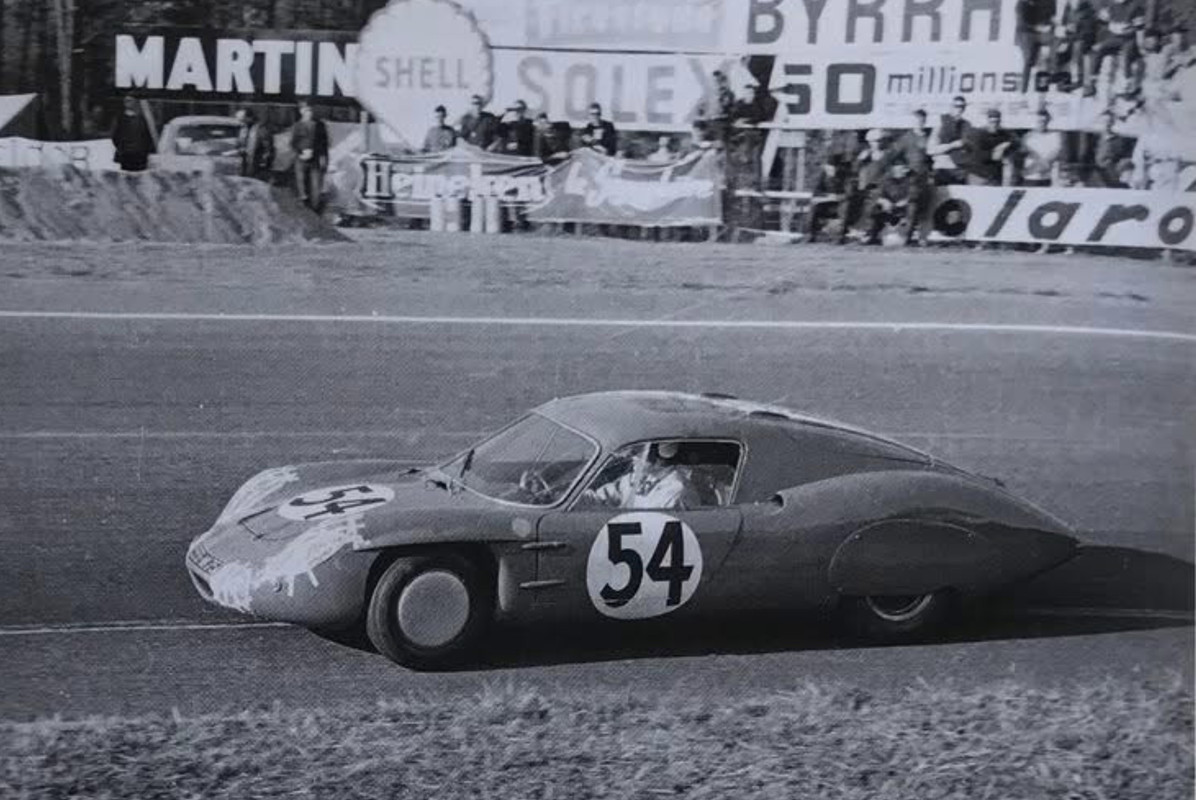 6B581CAB-BFE0-4156-8111-C077D9942204