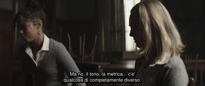 Dark.Hall.2018.iTALiAN.Subbed.HDRiP.XViD.NeWZoNe.avi_snapshot_00