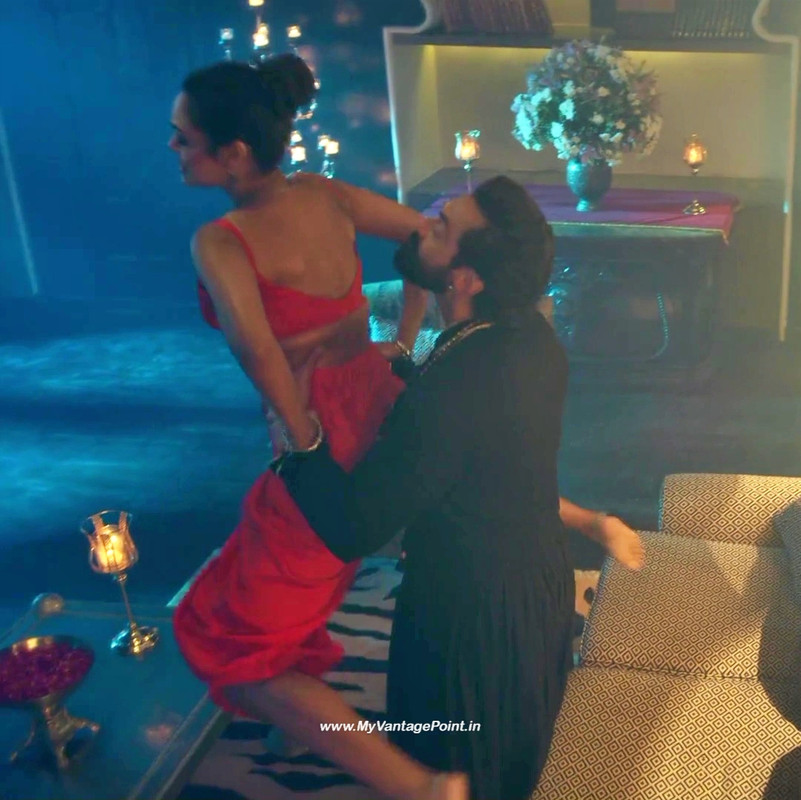 57Esha Gupta Hot in Aashram Web Series