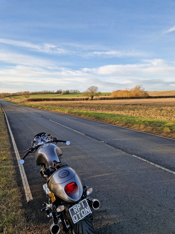 Pictures of your Norton 961