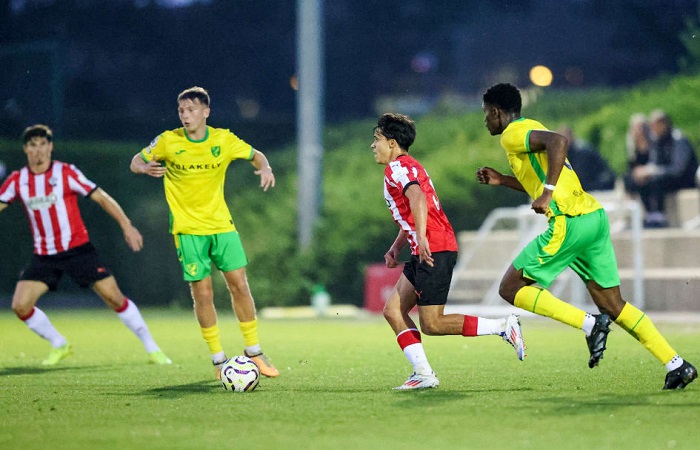 Soi kèo tài xỉu, phạt góc trận Norwich vs Southampton, 01h45 ngày 27/08