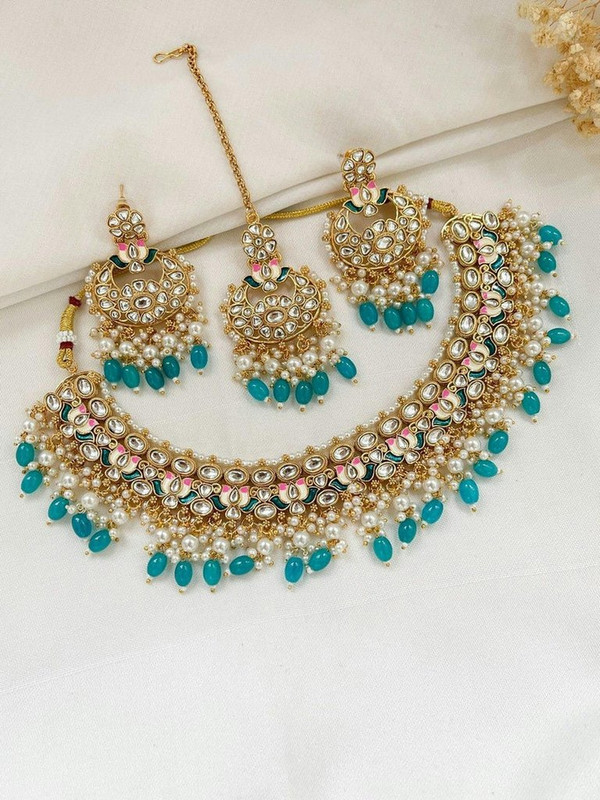 turq-necklace.jpg