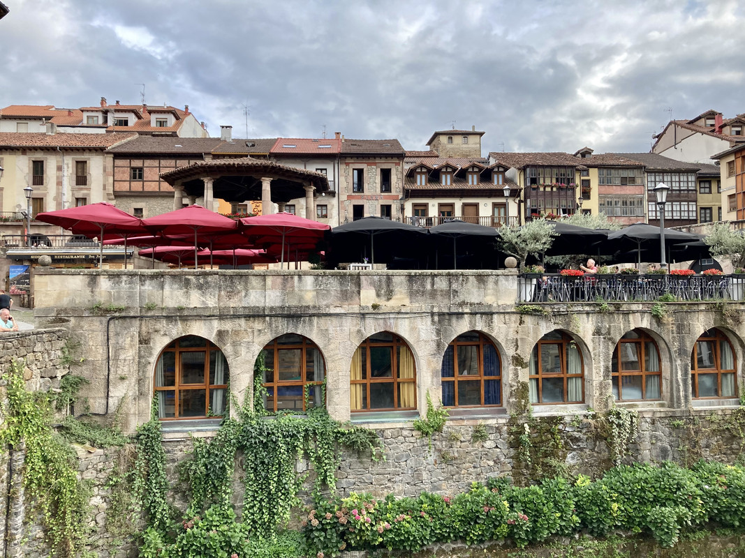 5CFE9A2A-A98F-448E-B0D4-98CE5375DA28