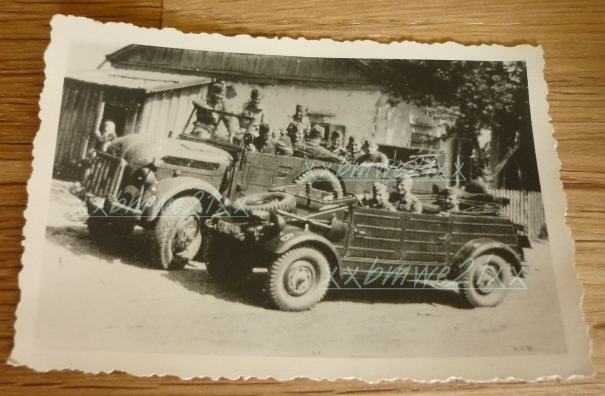 Foto Kübelwagen & Steyr