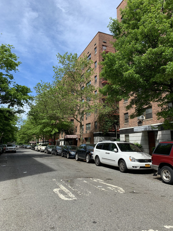 F7DBDEC4-0238-4A74-902A-BB395C930E86