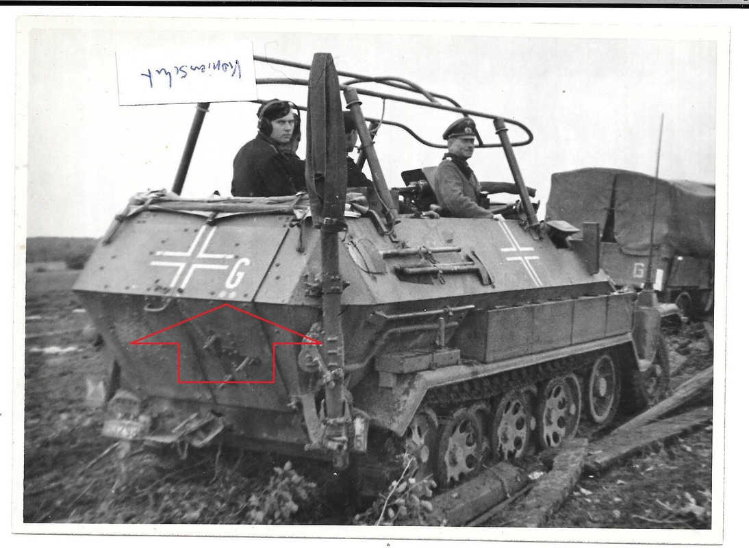 Foto 1940 Schützenpanzerwagen Sd.Kfz. 251 Funkpa