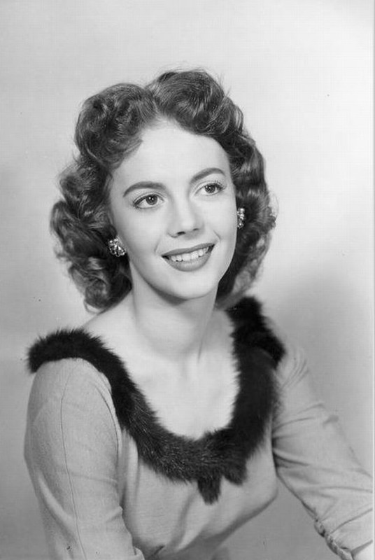 Natalie_Wood_mc83