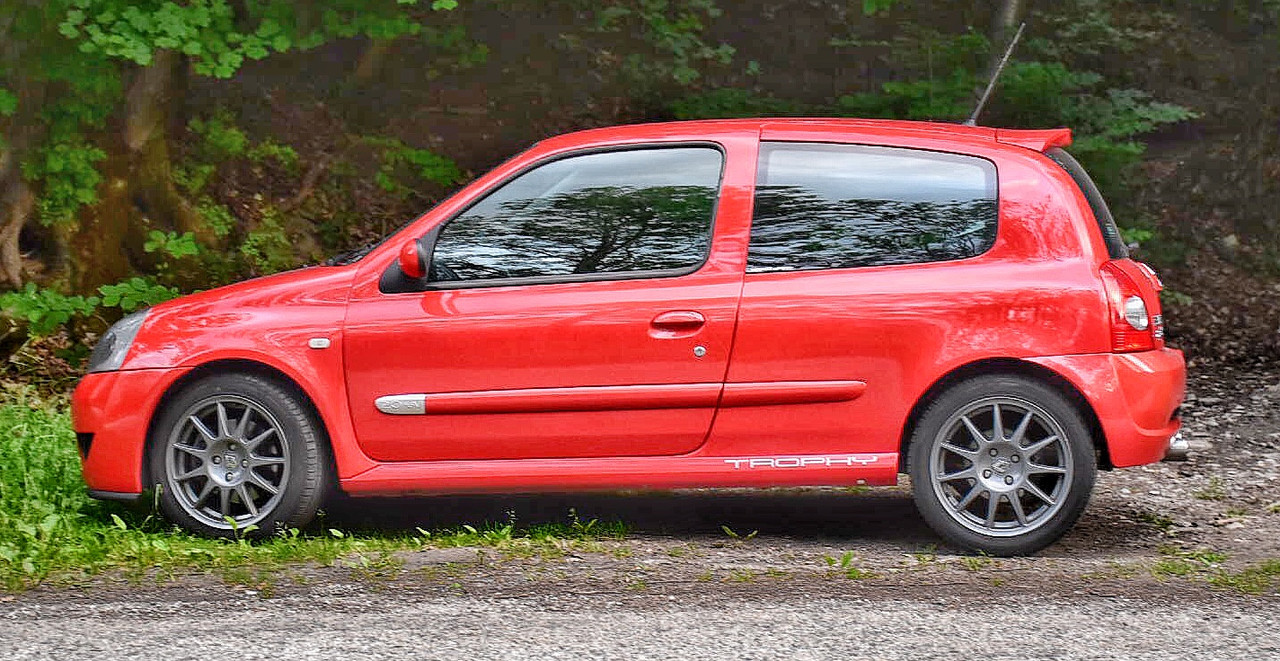 E6518BF3-8263-4B72-A49C-D12294991BB6