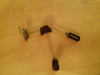 датчик бака