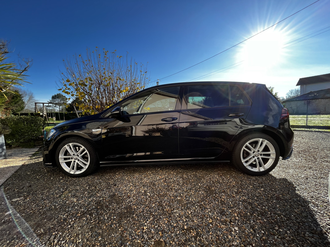 01492501-4C05-4076-87BB-F996BF37A018