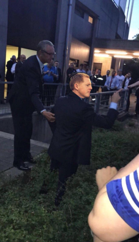 44ADFDE2-2FFB-4171-B128-37F2E2BDC280