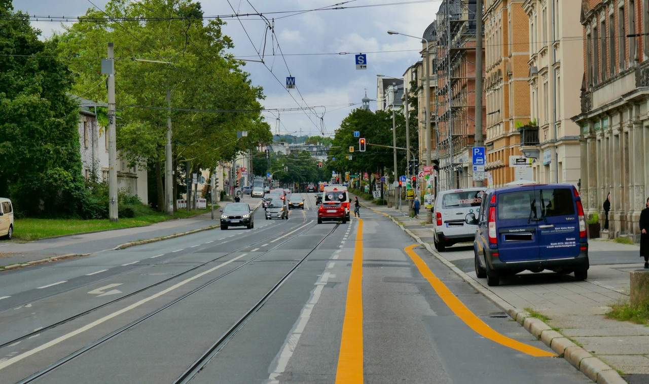 Bild: https://i.postimg.cc/4xFtpRsZ/P1220443.jpg