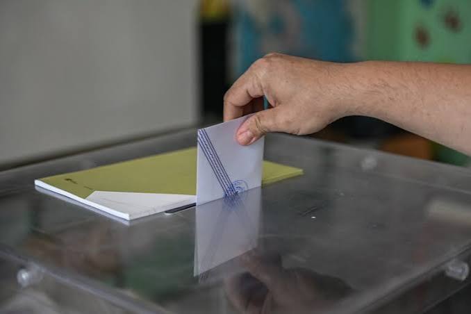 Η ΝΕΑ ΚΑΛΠΗ ΤΗΣ ΑΥΤΟΔΙΟΙΚΗΣΗΣ ΚΑΙ Η ΠΕΡΙΠΤΩΣΗ ΤΗΣ ΧΙΟΥ