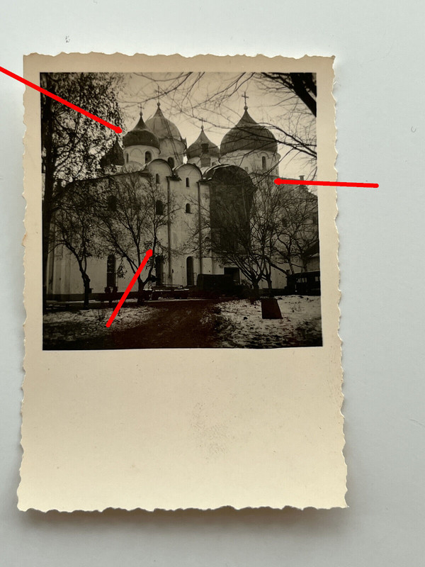 Foto Russland, Kirche in Nowgorod, Zwiebeltürme