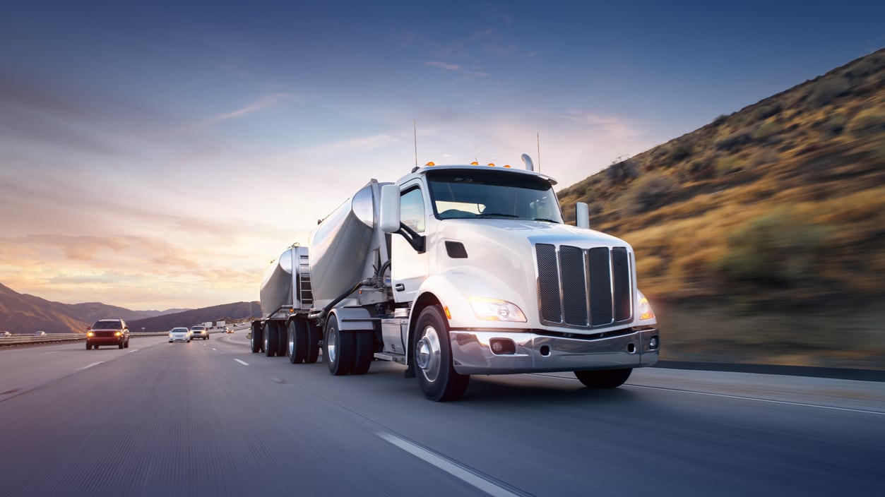 The Role Of Professional Advisors In Family Trucking Business Success