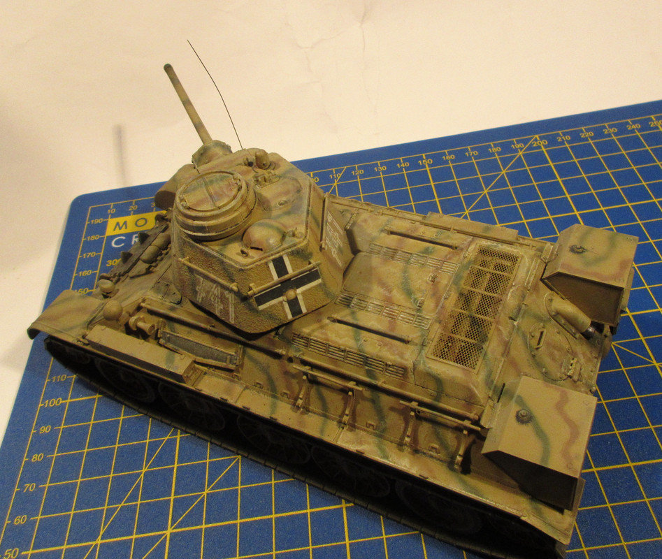 Pz.Kpfw T-34 747 (r)-5 083