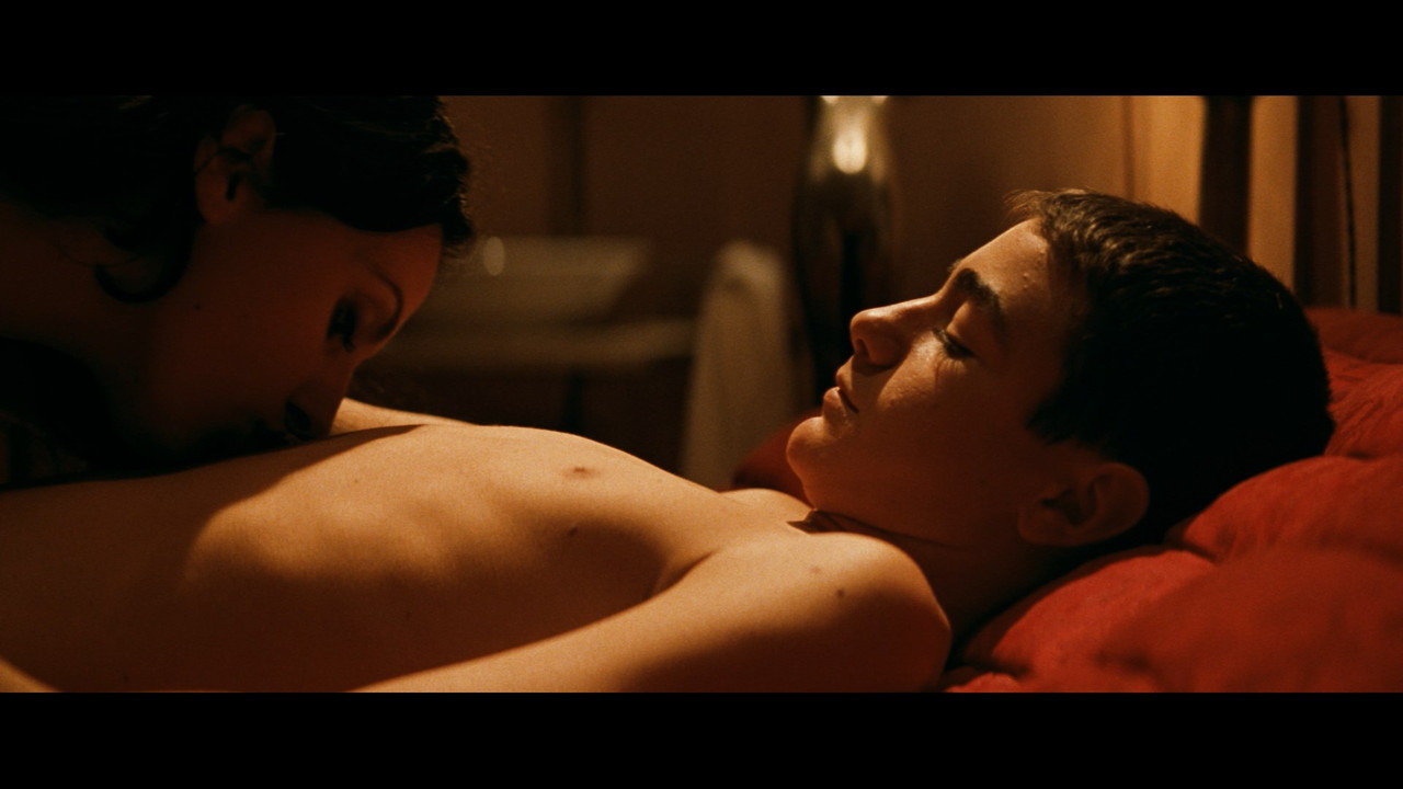03-Malena-2000-Uncut-Blu-Ray-REMUX-1080p-AVC-DTS-HD-MA5-1-MTeam-mkv-snapshot-01-23-34-885.jpg