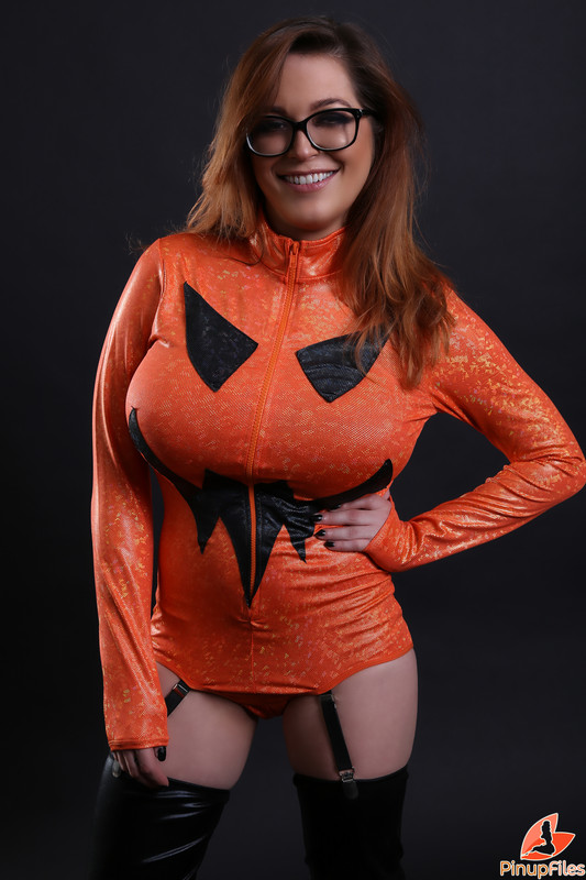 tessafowler jackolantern set01 04