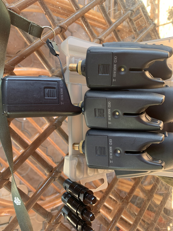 F2E61CEE-EB6E-40E4-9043-67B6568D218F